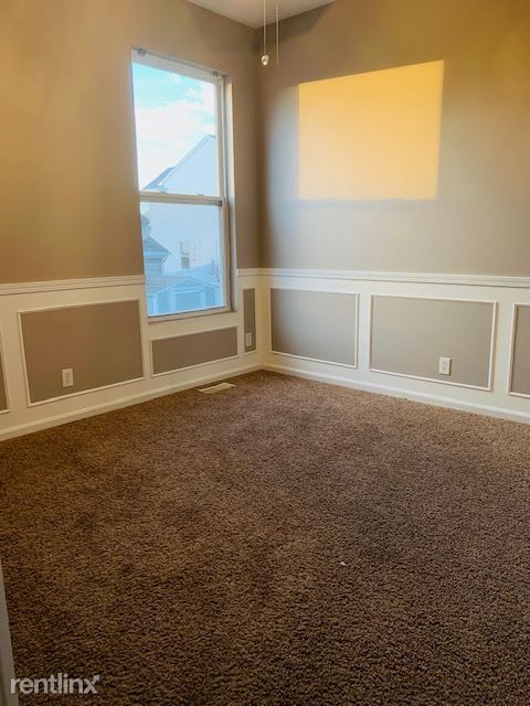 Foto del edificio - 3 br, 2 bath House - 19110 C St