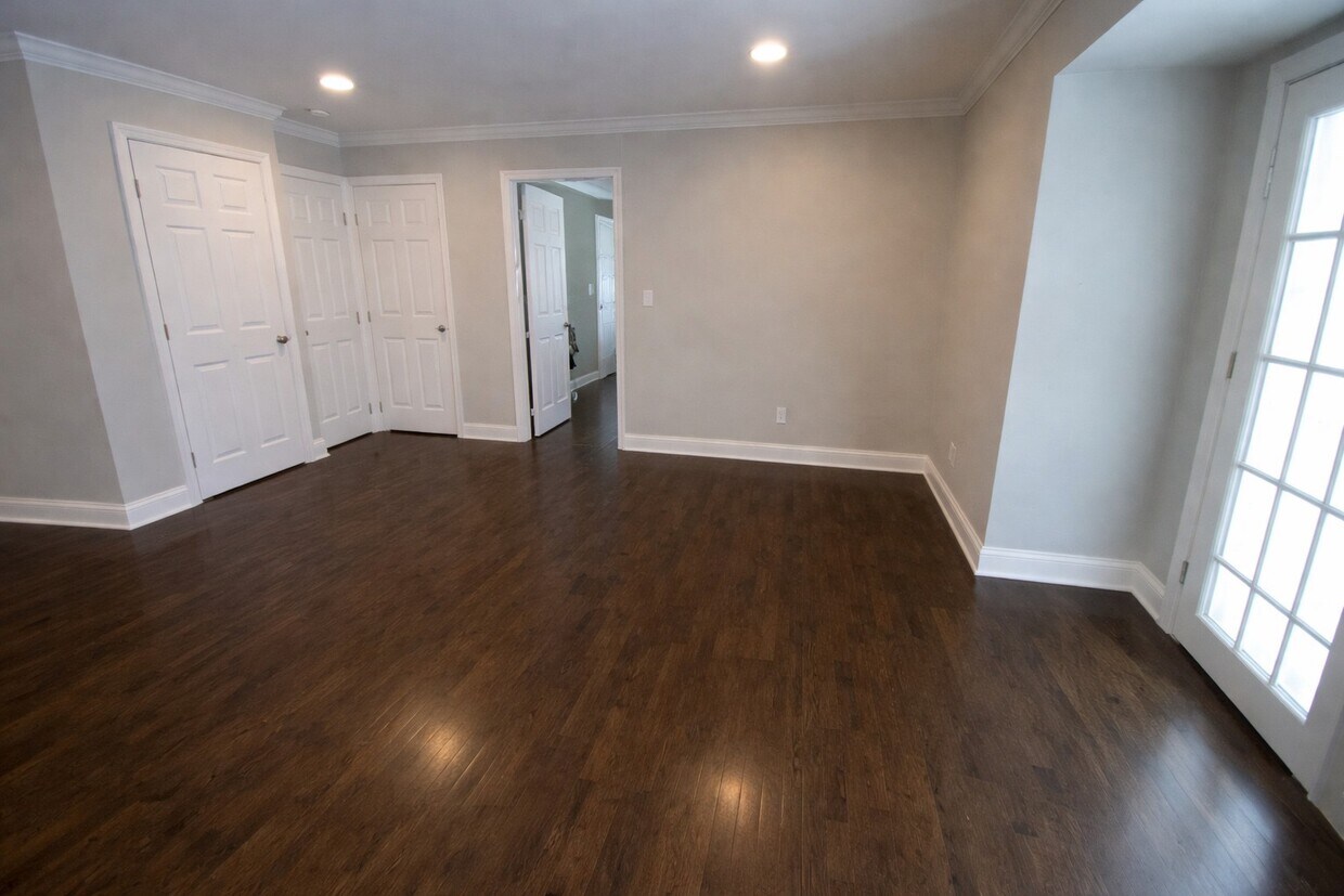 Foto del edificio - 123 Udall Rd