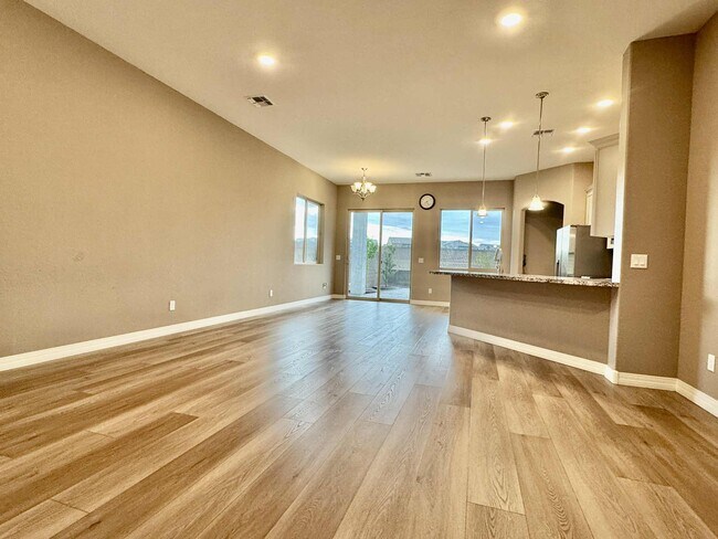Foto del edificio - 4960 N Pemberley St