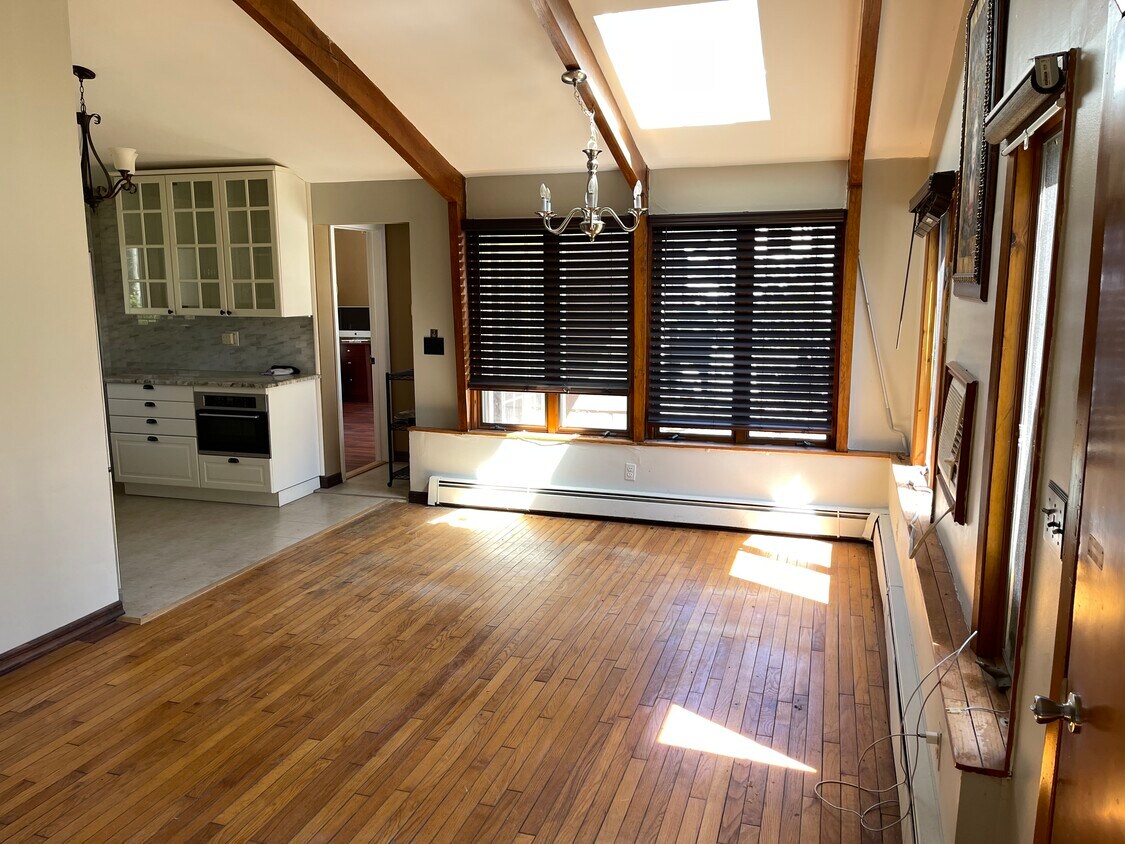 Foto principal - 24 Woodland Ln