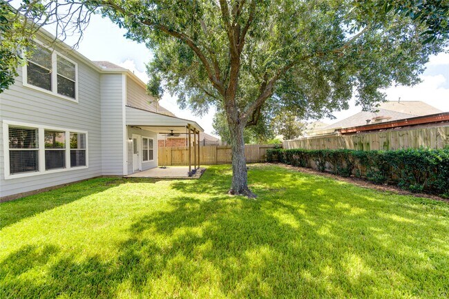 Foto del edificio - 2115 Sherbrook Park Ln