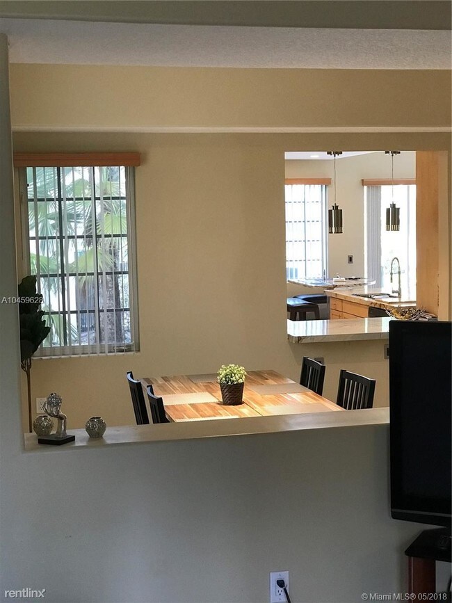 Foto del edificio - 4 br, 4.5 bath House - Aventura Lakes