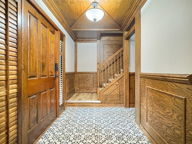 Foto del edificio - 5674 Arthur St NE