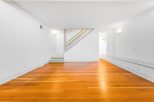 Building Photo - 4029 24th St