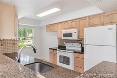Building Photo - 312 Bouganvilla Terrace
