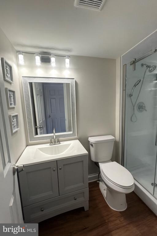 Building Photo - 7822 Grassy Garth