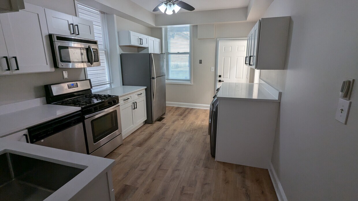 Kitchen brand new flooring - 1540 N Paulina St