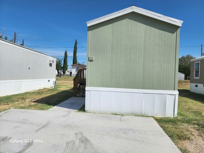 Building Photo - 1134 Gary Terrace