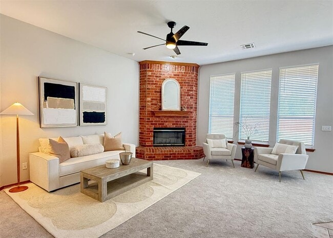Building Photo - 18212 Willow Oak Ln