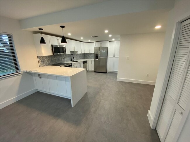 Foto del edificio - 9801 SW 55th St