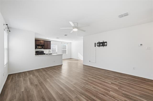 Foto del edificio - 1527 Deerchase Dr