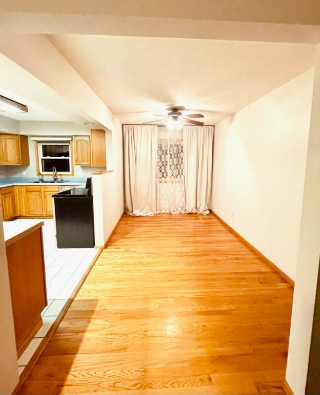 Foto del edificio - 525 SW Maple St