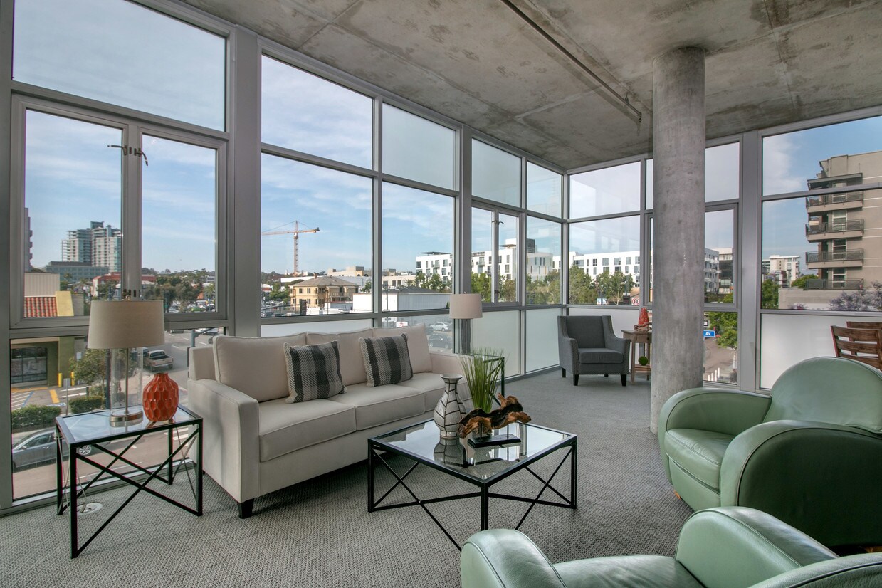 Foto principal - 527 Tenth Ave