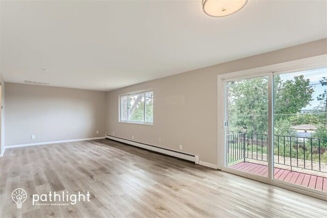 Foto del edificio - 609 Douglas Drive, Denver, CO, 80221