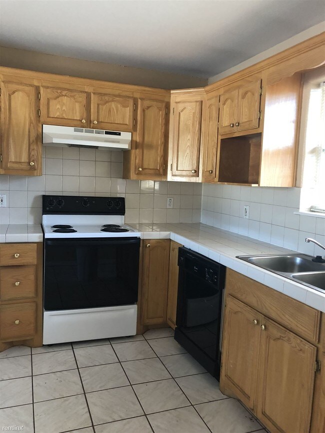Foto del edificio - 2 br, 2 bath Apartment - Village Apartments