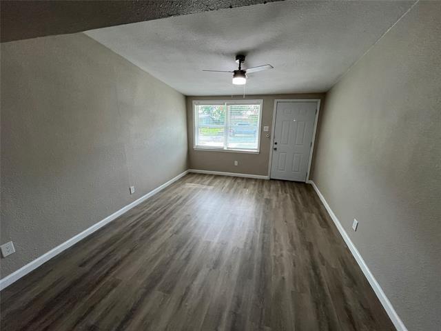 Building Photo - 2115 Dollye Dr