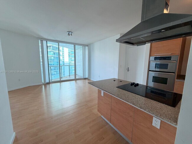 Foto del edificio - 218 SE 14th St