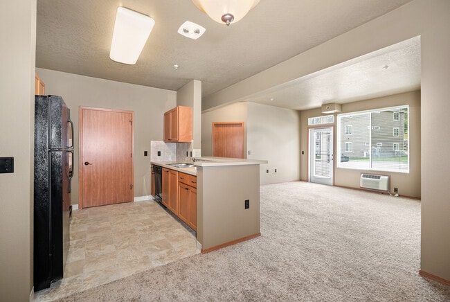 Apartment Interior - The Reserve at Shelley Lake