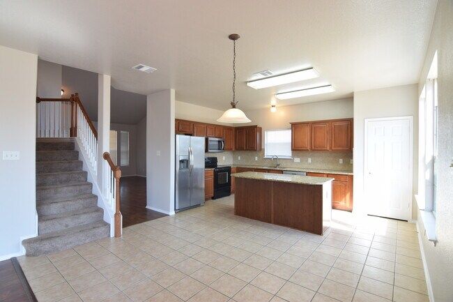 Foto del edificio - 5804 Drystone Ln