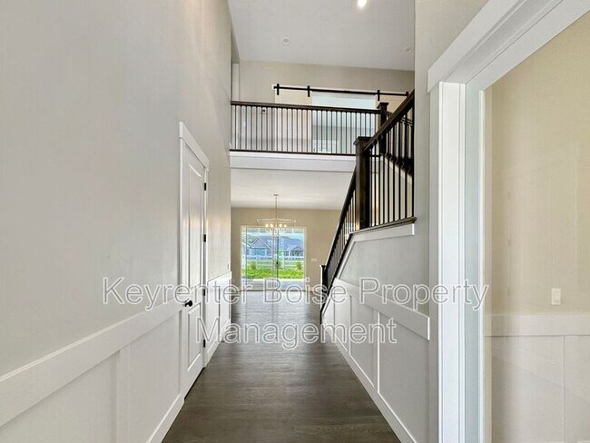 Building Photo - 8081 W Brooks Dr