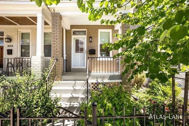 Building Photo - 3 Bedroom 2 Bathroom Townhome // Kingman P...