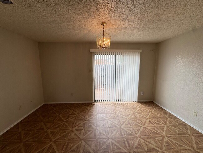 Foto del edificio - Beautiful Duplex in West Lubbock