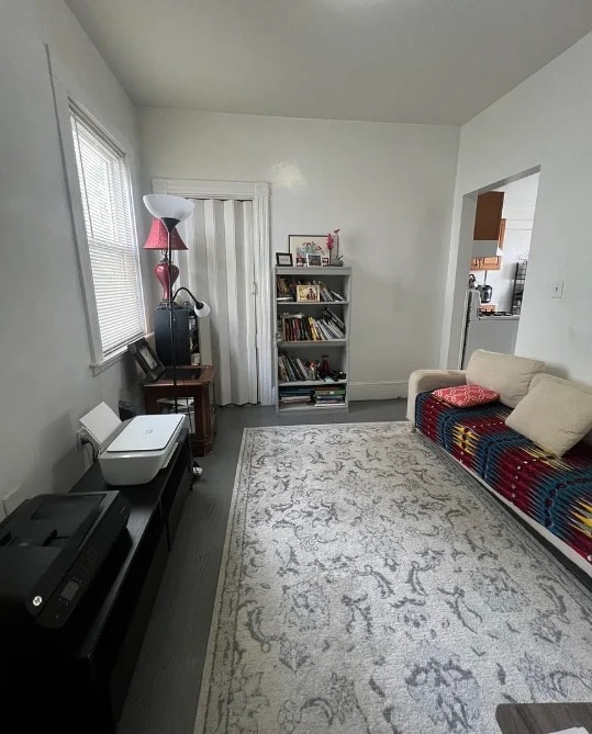 Building Photo - 10 Warren St