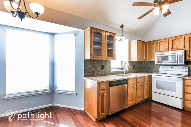 Building Photo - 7818 Caenen St, Lenexa, KS, 66216
