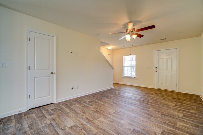 Foto del edificio - 3 BR, 2.5 BA., 2 Car Garage in Boiling Springs, Near I-85