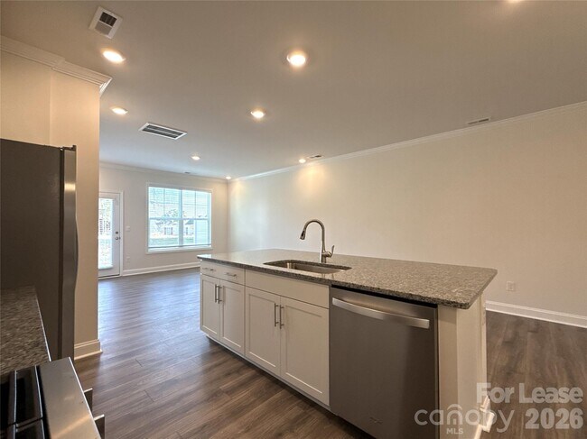 Foto del edificio - 4238 Steel Wy