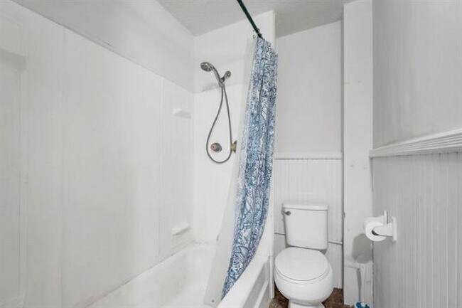 Foto del edificio - 132 Main St