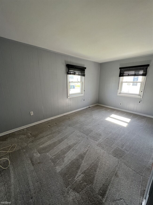 Building Photo - 4 br, 1 bath House - 718 Harrison Ave Mike...