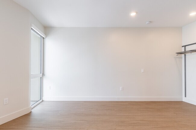 Foto del edificio - The Residences at East 801 Whiting Street