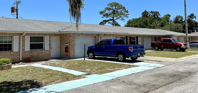 Photo - 2241 Granada Dr House