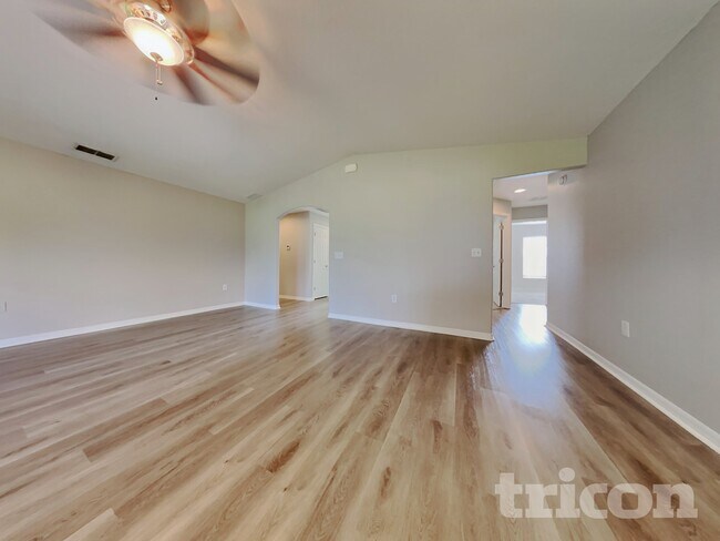 Foto del edificio - 3390 Winchester Estates Cir