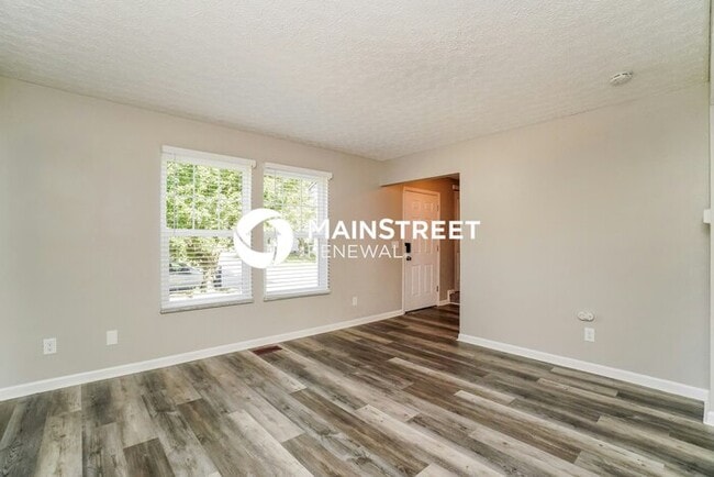 Building Photo - 3 Bedroom Pet-Friendly Home in REYNOLDSBURG, OH with Main Street Renewal