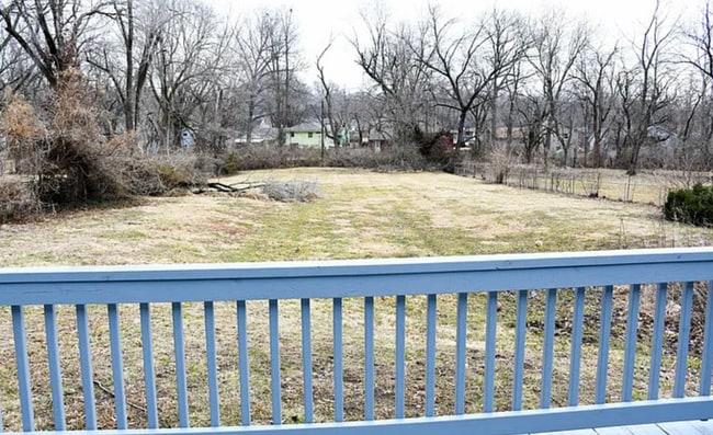 Building Photo - Updated 3 Bedroom Home Available Now!