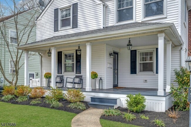 Foto del edificio - 21 Ridgedale Ave