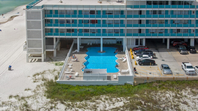 Foto del edificio - 14401 Front Beach Rd