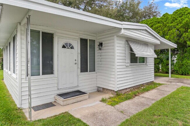 Foto del edificio - Affordable, Updated 2BR 1BA in The Villages!