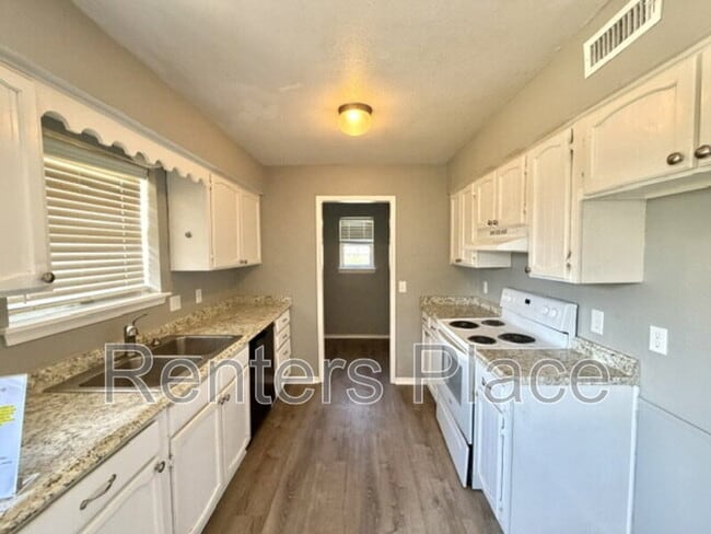 Foto del edificio - 9414 E 113th St N