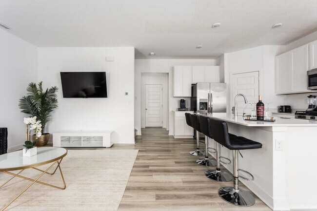 Foto del edificio - 17355 Wellburn Dr