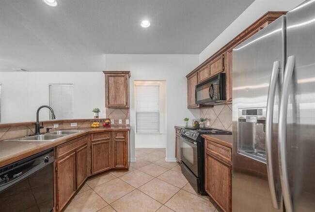 Building Photo - 7018 Plum Creek Terrace Ln
