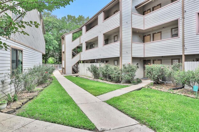 Foto del edificio - 3900 Aspen Dr