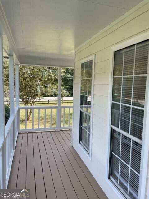 Foto del edificio - 12 Thomas Crossing Dr