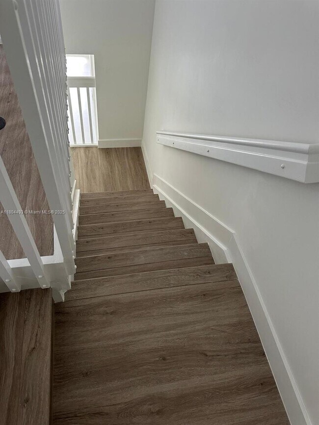 Foto del edificio - 34430-34430 SW 190th Ave