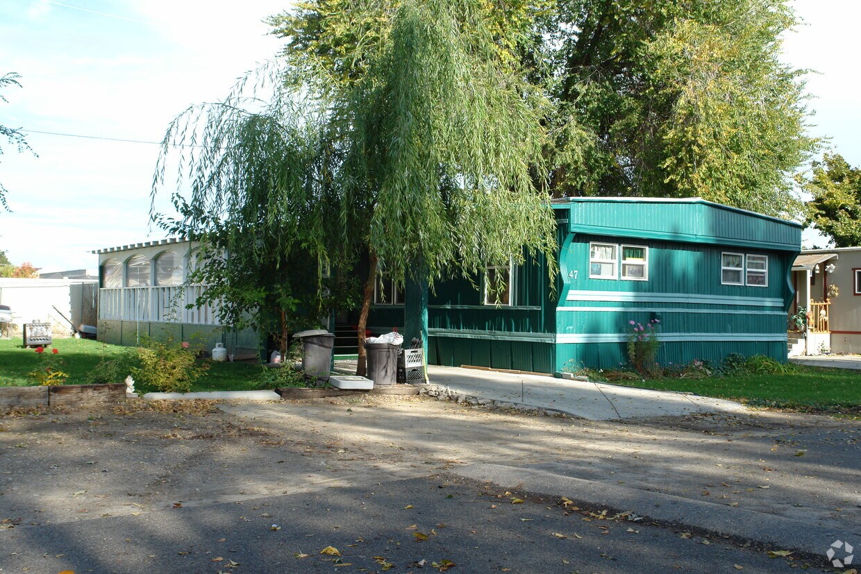Foto del edificio - Country Living Mobile Home Park