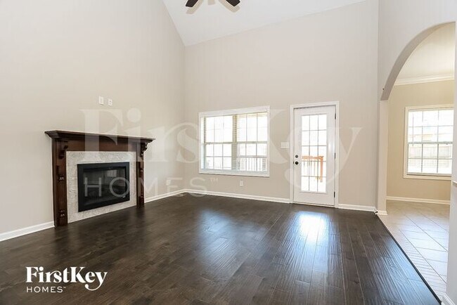 Foto del edificio - 1594 Raven Rd