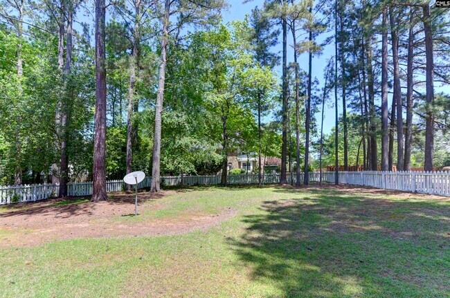 Building Photo - 1100 Woodtree Ct