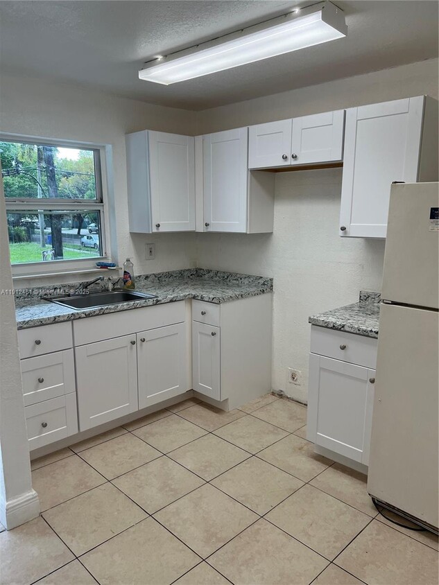 Foto principal - 5900 NW 1st Ave